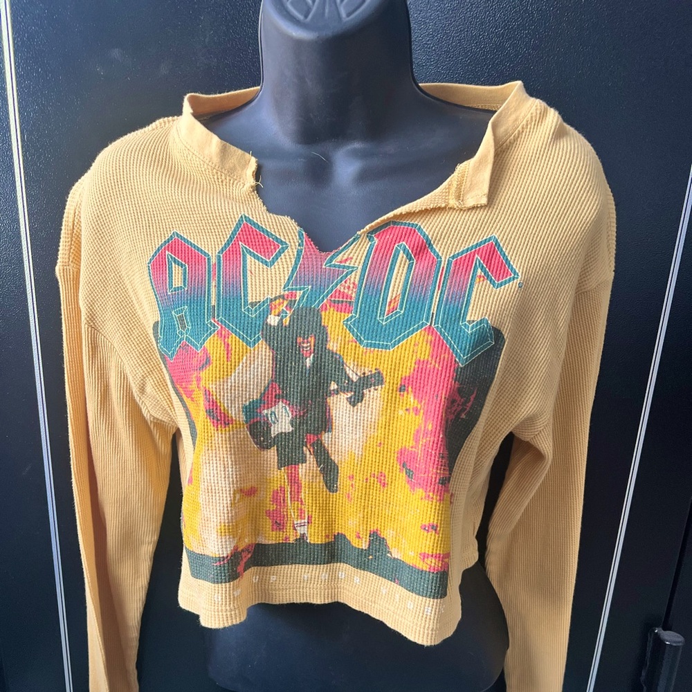 Crop top AC DC vintage style band tee